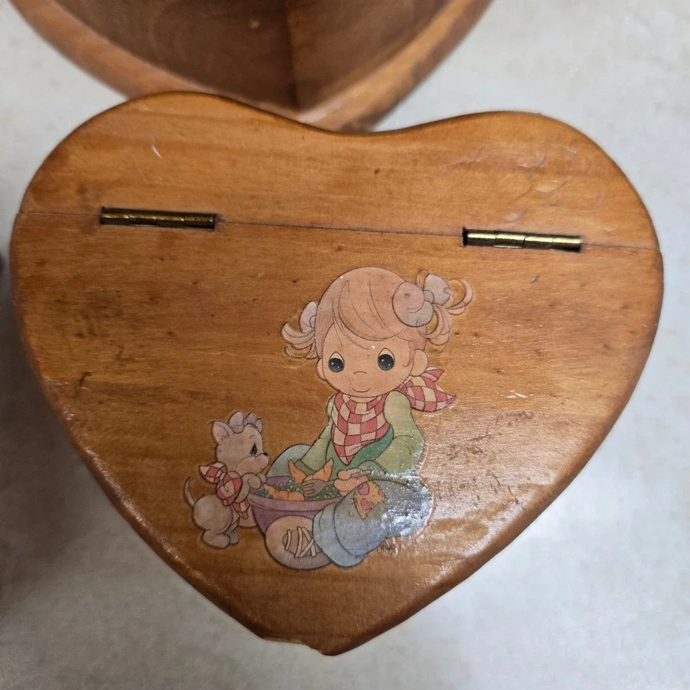 Vintage Precious Moments Wooden‎ Heart Nesting Boxes Cottagecore Trinket Set